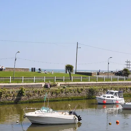 Glenbeg By Trident Courtown